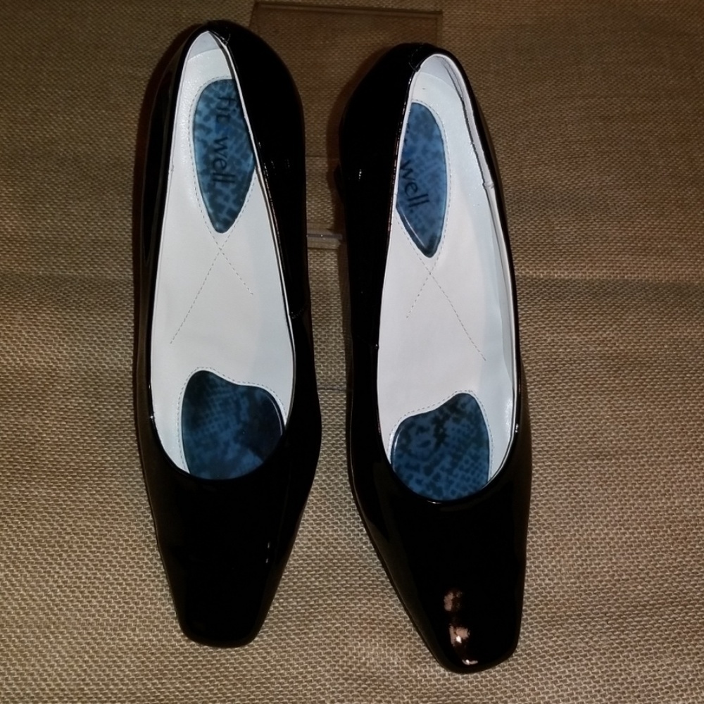 FIT WELL HEELS